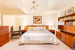 Romantic Hideaway on the Grand - Image 5