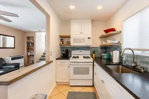 A Unique North Park Retreat - Image 4