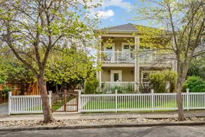 Downtown Napa Gem - perfect for TWO! - Image 5