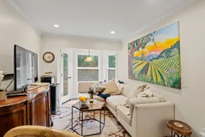 Downtown Napa Gem - perfect for TWO! - Image 3