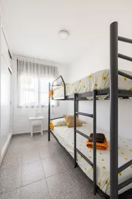 Beach Apartment in Calafell - Image 4