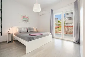 Bright Apartment in Varkiza center by Boubia - Image 5