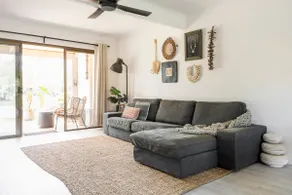 Radiant Villa Apartment Metres Away from Noosa River - Image 2