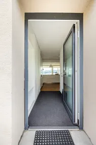 49 Holiday apartment with breathtaking lakeview - Image 2