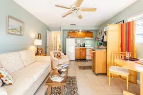 Near Siesta Key Beaches - Quiet 1 BR apt - Image 2