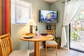Near Siesta Key Beaches - Quiet 1 BR apt - Image 4