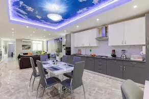 Azure Apartment - Image 4