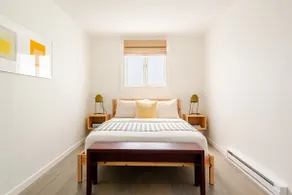 Guest Apartment in Converted 1870s Carriage House - Image 3