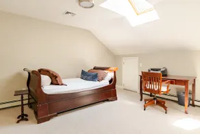 Private suite South Shore - Image 4