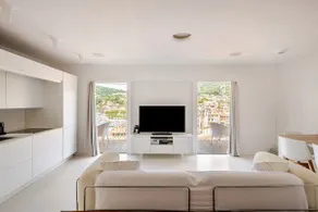 Penthouse with sea view terrace in Lerici-> 5Terre - Image 3