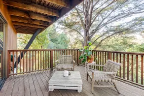 Wooded In-Law Apartment Close to Everything - Image 4