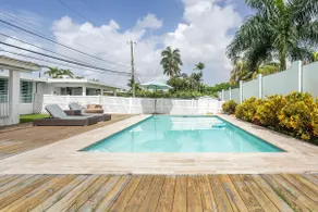 Super comfortable Family Home w/ private pool - Image 5