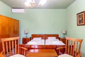 Walnut apartment! Relax in the fresh air! - Image 2