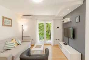 Deluxe apartment Dora with a private covered parking see view - Image 4