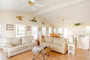 Fish Camp • POC Hideaways - Image 2