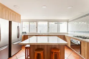 Beautiful and spacious family house in a residential development - Image 4