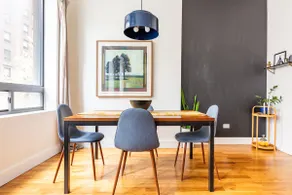 Urban Chic Apartment by the Magnificent Mile - Image 2