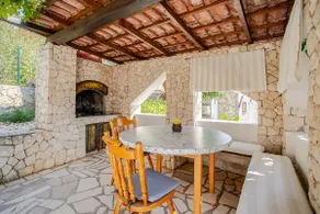 Vacation House Mico, Vinisce bay - Image 4