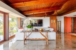 Beverly Hills Oasis with Pool & Stunning Views - Image 2