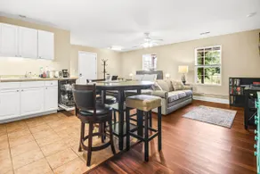 Scenic Simpsonville Studio - Image 4