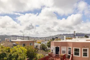 Elegant 2BR/2BA Panoramic View Parking • near BART - Image 5