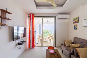 1 BHK Sunrise & Seaside Solitude - Image 4