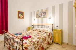 Nice appartment with a court in a calm zone - Image 3