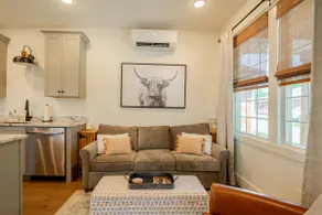 Bungalow in Downtown Lebanon - Image 2