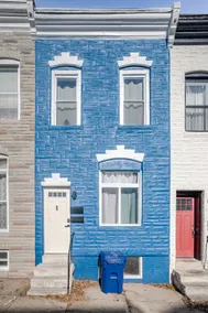 Blue house in Hampden - Image 5