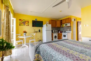 Oceanview Escape Studio - Image 3