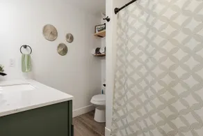 Stylish Cozy bungalow w/ theater - Image 5