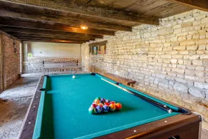 Large house, heated pool, covered lounge, games rm - Image 3
