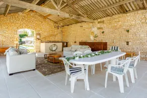 Large house, heated pool, covered lounge, games rm - Image 2