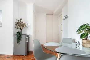 Apartment with terrace and view of Alcalá-Retiro - Image 5