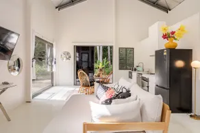 Luxury Rainforest Studio - Image 2