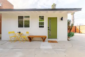 Gated Guesthouse w/ parking near SoFi Intuit Forum - Image 2