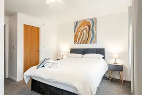 Norwich 3BR Home Sleeps 8, 2.5 Baths, Gden, Prkg - Image 5