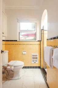 Private Entrance Suite Kensington | Walk to Cafés - Image 4