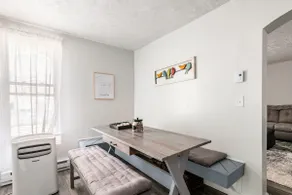 Spring Street Bungalow - Image 2