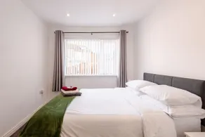 Comber Cozy Home - Image 3