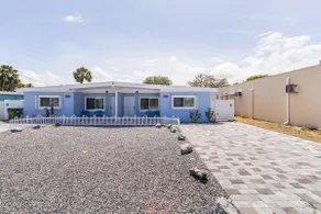 Duplex Near River and Beach - Image 2