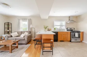Pristine Cozy Walkable Downtown 2BR Getaway - Image 4