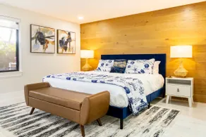 Luxe Oasis Near Beach and Downtown, Heated Pool - Image 4