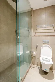 Studio Apartment in a Mall - Image 5