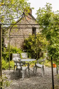 A Rural retreat in the countryside - Image 4