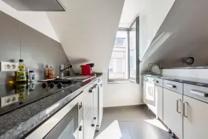 1 BR 60 m² · 3 min station · Old Town on foot - Image 5