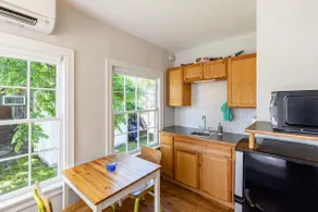 Clean + Modern Private East Austin Studio - Image 4