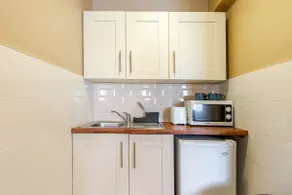 Temple Bar (2/Bed). Location! Location! Location! - Image 4