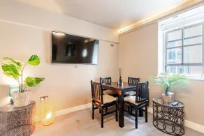 Temple Bar (2/Bed). Location! Location! Location! - Image 2