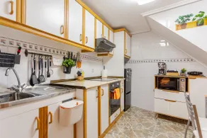 Elizabeth's little house - Image 4